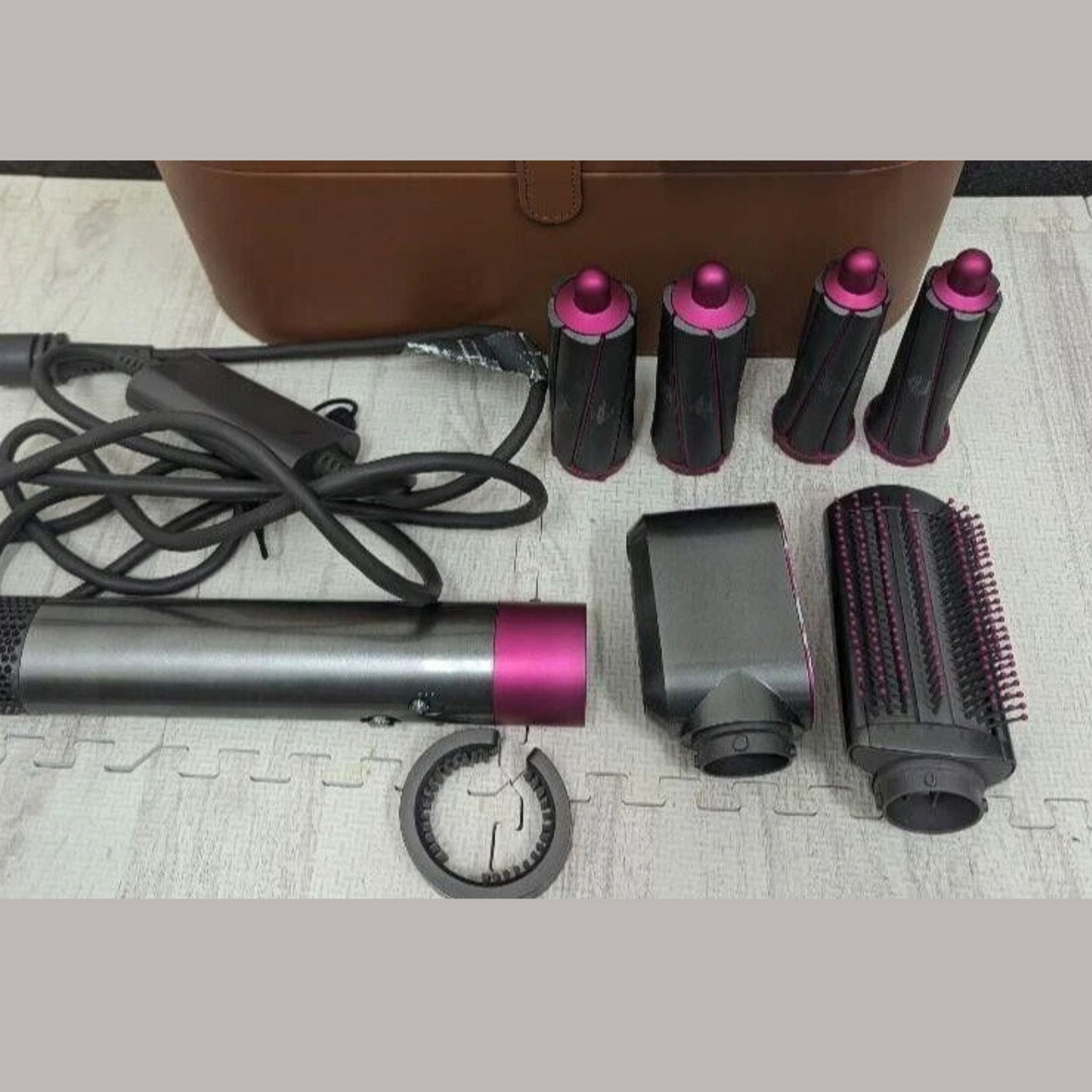 Secador Buclera Dyson Airwrap 220v Nuevas Color Fucsia/plata