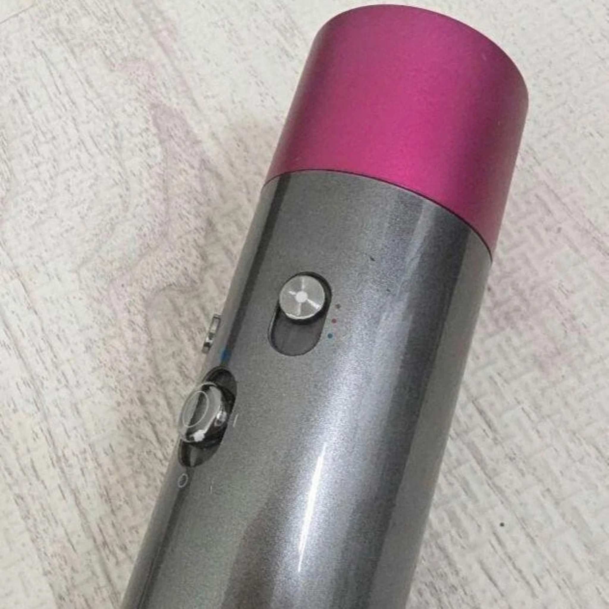Secador Buclera Dyson Airwrap 220v Nuevas Color Fucsia/plata