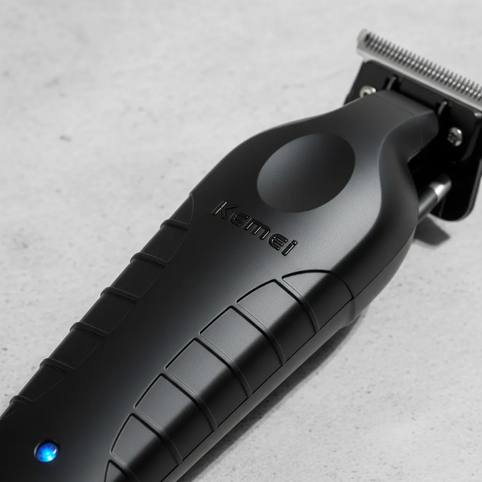 Cortadora De Pelo Profesional Kemei Km-2299 Usb Con Peines Negro